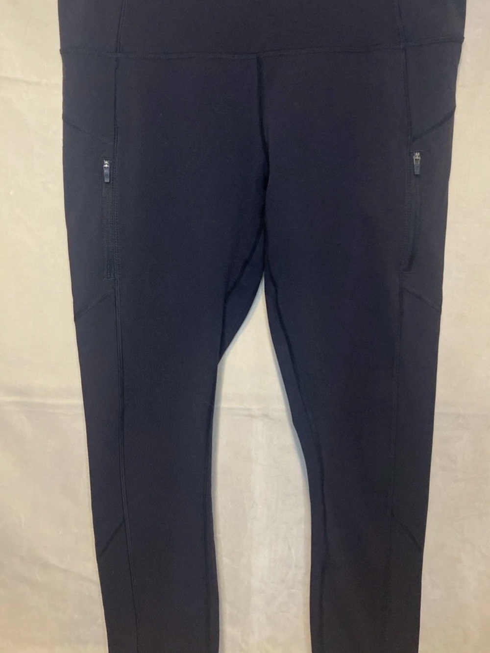 lululemon athletica women’s  Black Slim Tech Joggers